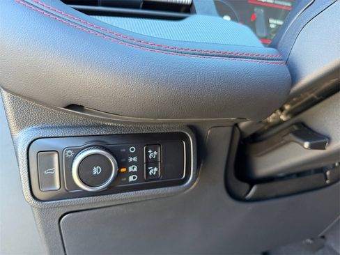 New 2025 Ford Explorer ST-Line w/ Premium Package image 24