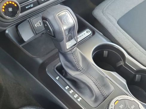 New 2026 Ford Bronco 2-Door AWD/4WD image 30