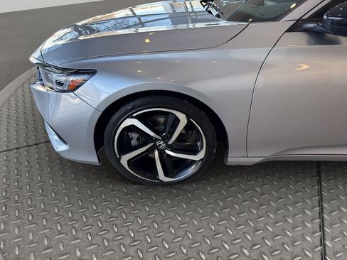 Used 2022 Honda Accord Sport image 19