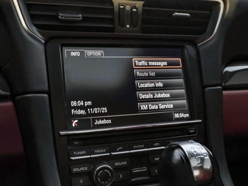 Used 2015 Porsche 911 Turbo S image 30