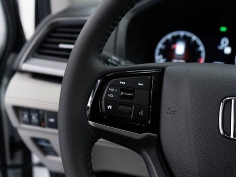 New 2026 Honda Odyssey EX-L image 24