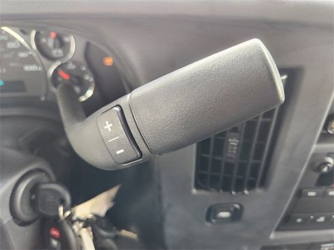 New 2025 Chevrolet Express 2500 RWD image 22