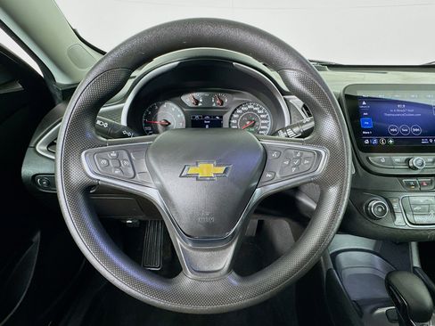 Used 2021 Chevrolet Malibu LS image 11