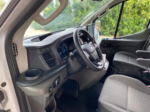 Used 2025 Ford Transit 350 XLT image 27