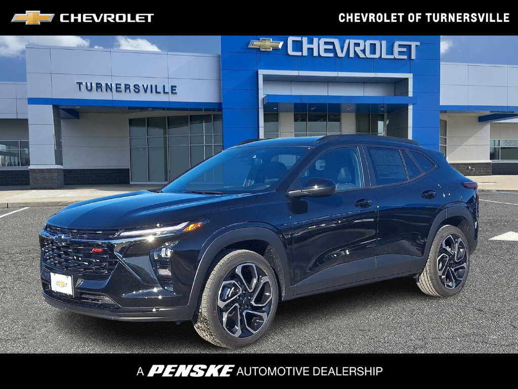 Used 2026 Chevrolet Trax RS w/ Driver Confidence Package FWD image 1