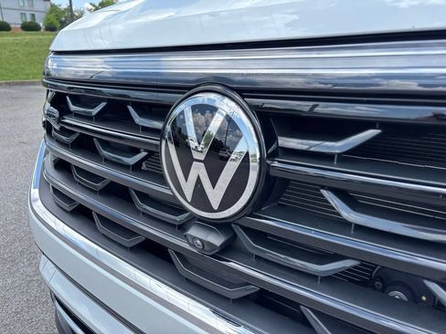 Used 2026 Volkswagen Atlas Cross Sport SEL Premium R-Line AWD/4WD image 11