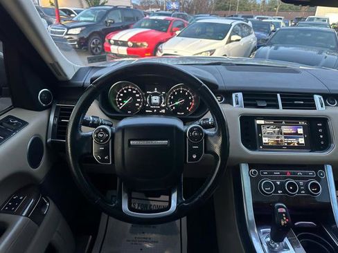 Used 2016 Land Rover Range Rover Sport HSE image 21
