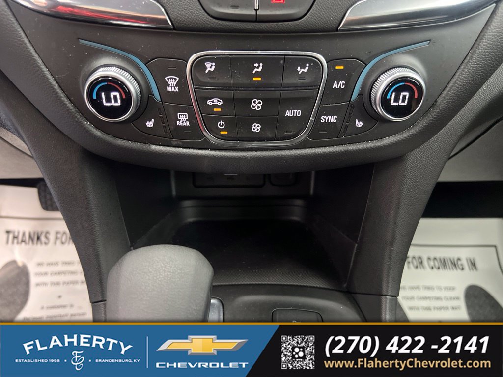 Used 2024 Chevrolet Equinox LT FWD image 30