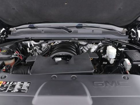Used 2018 GMC Yukon Denali w/ Open Road Package AWD/4WD image 15
