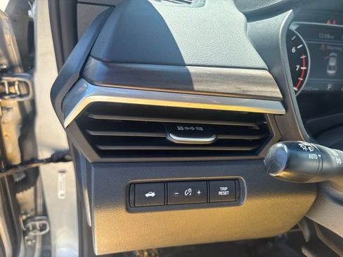 Used 2023 Nissan Altima 2.5 SV FWD image 17