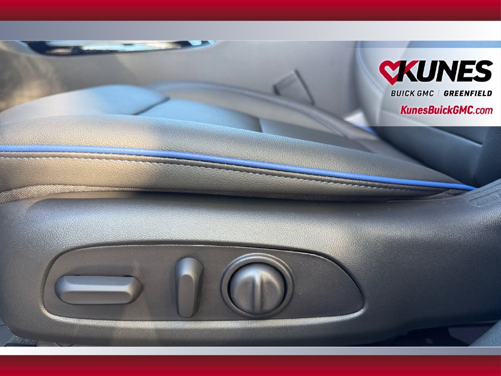New 2026 Buick Envista Sport Touring w/ Convenience I Package FWD image 17