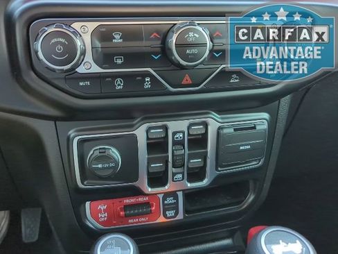 Used 2021 Jeep Wrangler Unlimited Rubicon image 9