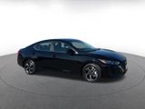 Used 2024 Nissan Sentra SV image 2