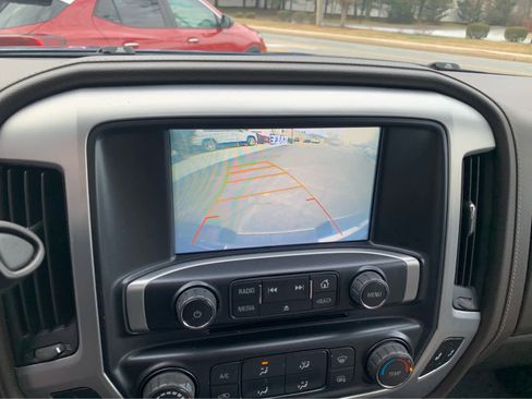 Used 2017 GMC Sierra 1500 SLE image 17
