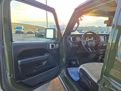 Used 2021 Jeep Wrangler Unlimited Sport image 10