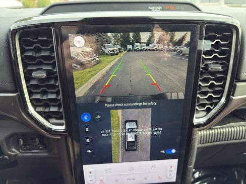 New 2025 Ford Ranger Lariat w/ FX4 Off-Road Package image 29