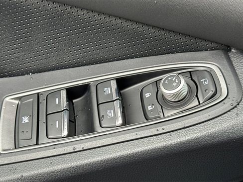 New 2026 Subaru Ascent Limited image 14