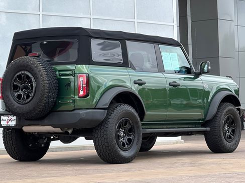 Used 2023 Ford Bronco Wildtrak image 4