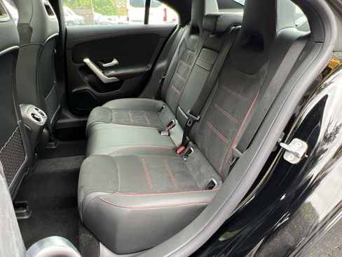 Certified 2025 Mercedes-Benz CLA 250 4MATIC image 23