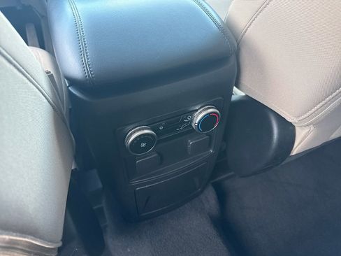 Used 2022 Ford Explorer 4WD w/ Class IV Trailer Tow Package image 26