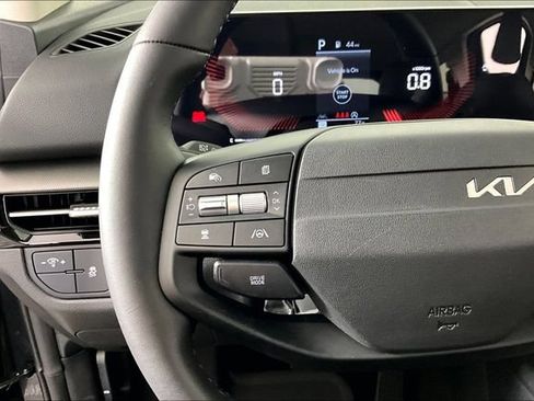 Certified 2026 Kia Sportage LX FWD image 10
