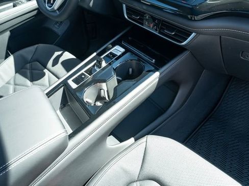 New 2026 Volkswagen Atlas SE FWD image 45