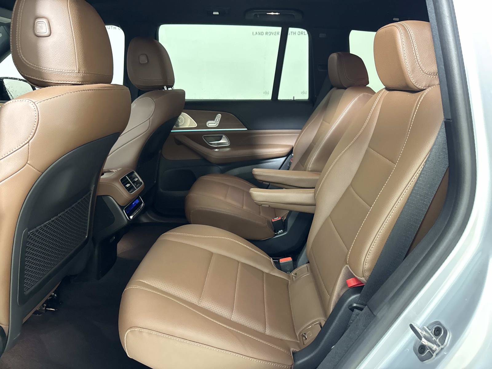 Used 2024 Mercedes-Benz GLS 450 4MATIC image 13