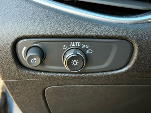 Used 2024 Chevrolet Malibu LT FWD image 27
