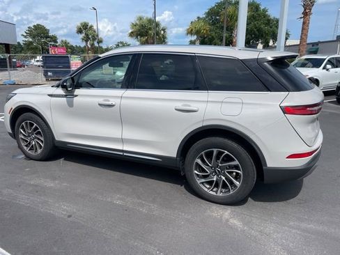 Used 2022 Lincoln Corsair FWD w/ Equipment Group 101A image 9