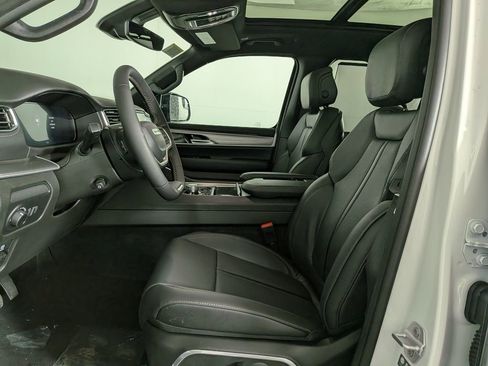New 2026 Jeep Grand Wagoneer L Limited AWD/4WD image 16