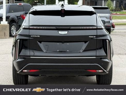 Used 2024 Cadillac Lyriq Luxury w/ LPO, Floor Liner Package RWD image 7