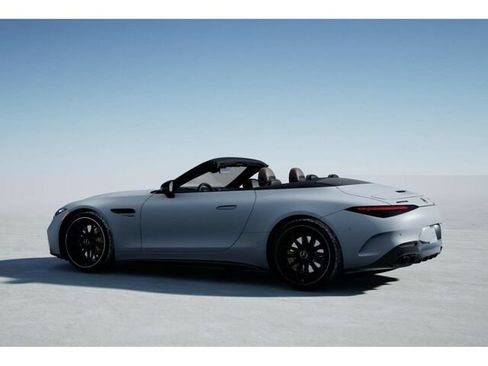 New 2026 Mercedes-Benz SL 63 AMG 4MATIC image 32