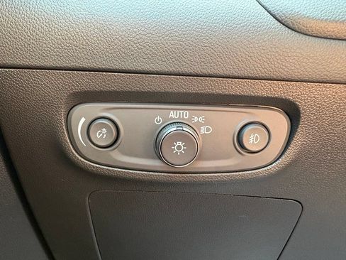 Used 2023 Buick Encore GX Select w/ Sport Touring Package FWD image 18
