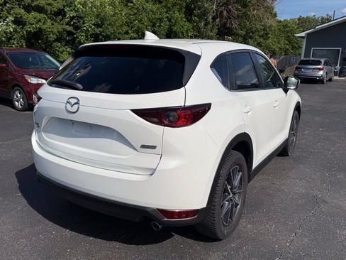 Used 2018 MAZDA CX-5 Touring w/ Preferred Equipment Package AWD/4WD image 5