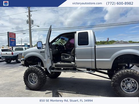 Used 2003 Ford F250 XLT AWD/4WD image 14