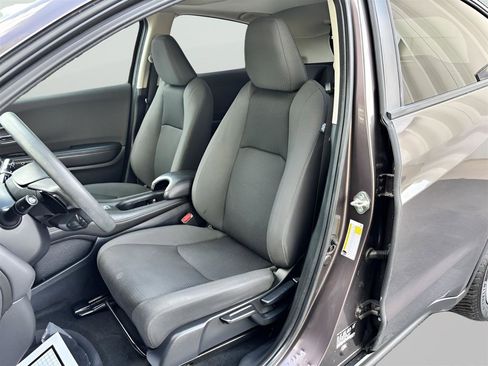 Used 2019 Honda HR-V EX image 12