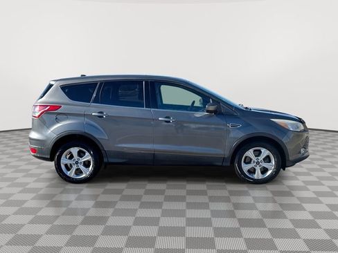 Used 2014 Ford Escape SE image 9