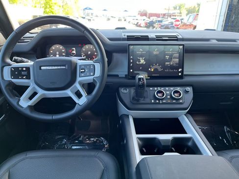 Used 2025 Land Rover Defender 110 S AWD/4WD image 13