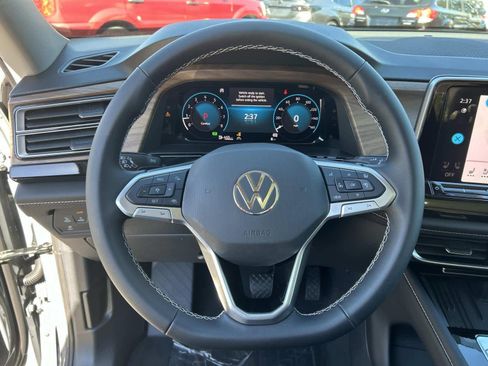 New 2026 Volkswagen Atlas SE FWD image 27