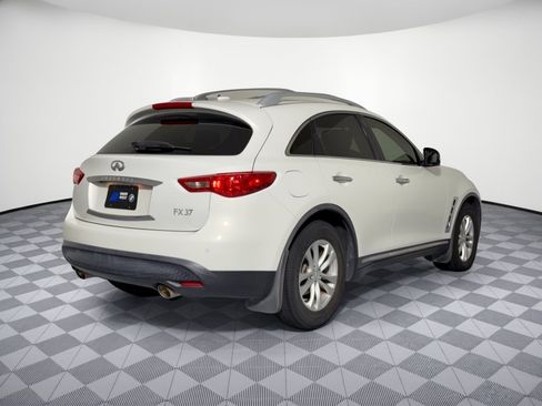 Used 2013 INFINITI FX37 2WD w/ Premium Pkg image 9