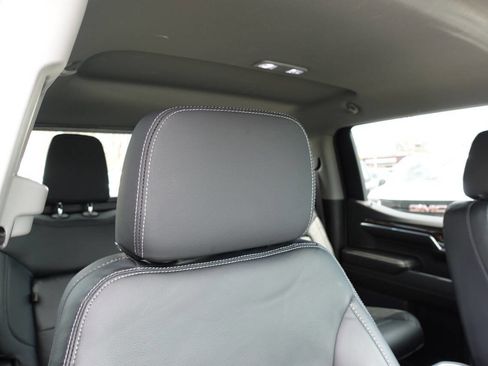 Used 2023 GMC Sierra 1500 Elevation w/ Preferred Package image 34