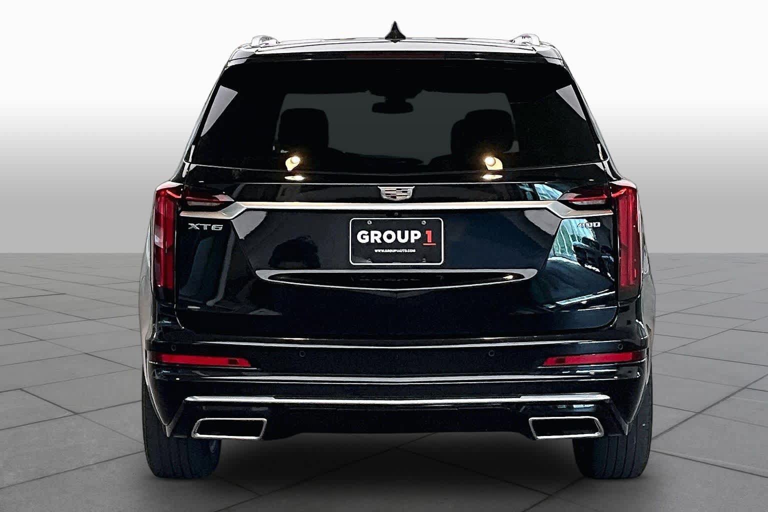 Used 2024 Cadillac XT6 Premium Luxury FWD image 5