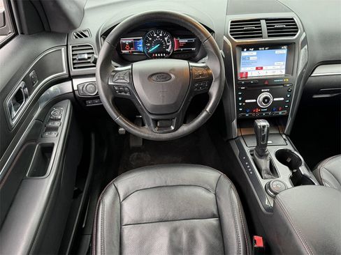 Used 2019 Ford Explorer Sport w/ Equipment Group 401A image 27