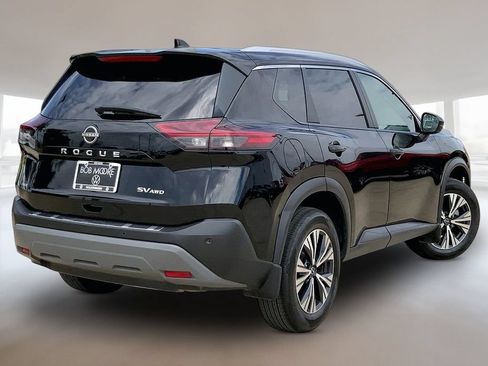 Used 2022 Nissan Rogue SV w/ SV Premium Package AWD/4WD image 2