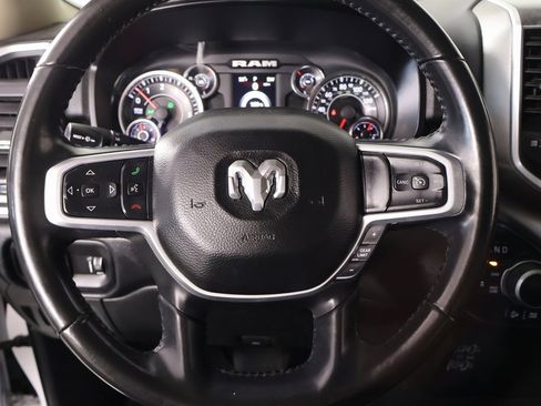 Used 2020 RAM 1500 Big Horn image 3