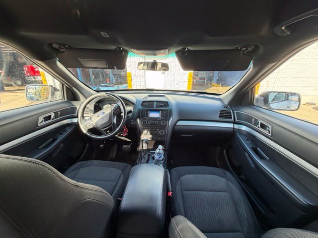 Used 2016 Ford Explorer XLT FWD image 46