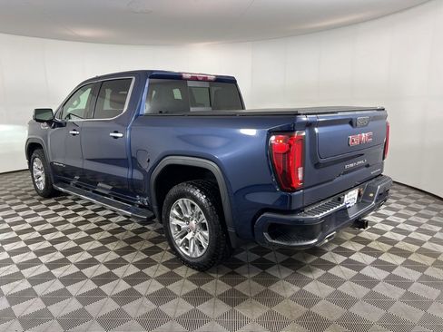Used 2021 GMC Sierra 1500 Denali w/ Technology Package AWD/4WD image 9