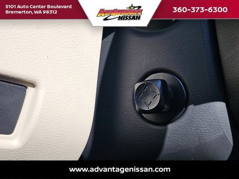 Used 2020 Nissan Murano Platinum image 12
