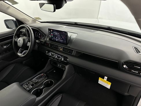 New 2025 Honda Pilot Touring image 33