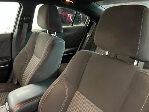 Used 2023 Dodge Charger SXT RWD image 17